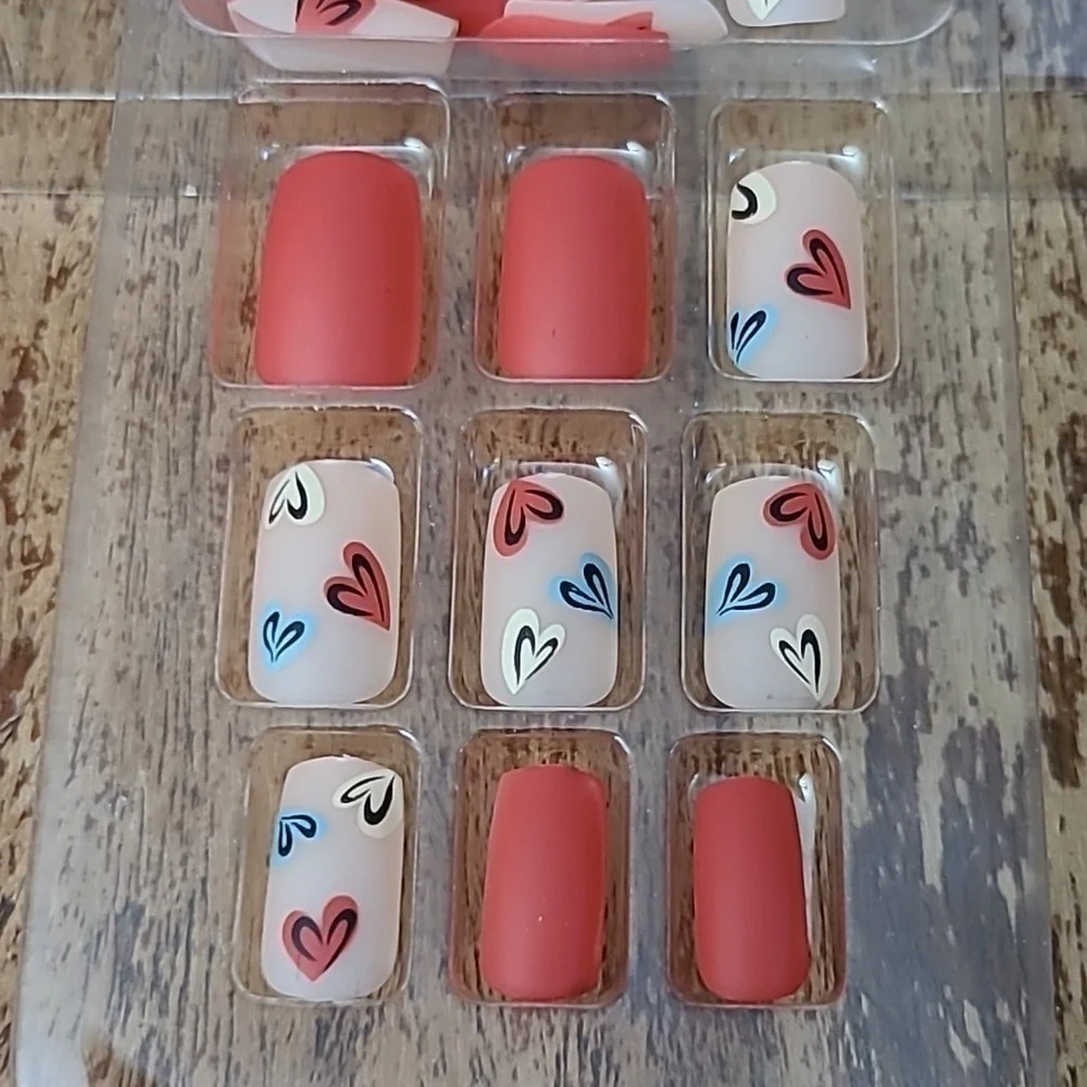 2/$16 Hearts Press On Nails - Picture 15 of 16
